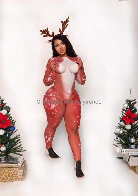 NyNyirene 裸の女優 アーカイブ