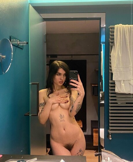 Missirajin ポルノモデル 写真