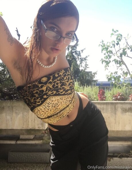 イタリア人熟女OnlyFans セクシー 画像