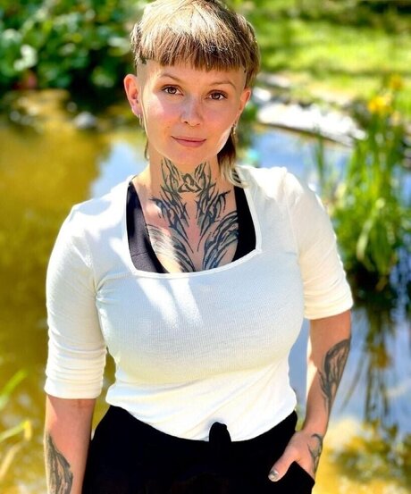 Edith Stehfest 裸モデル ギャラリー