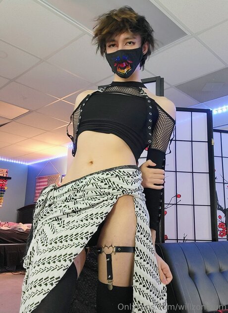 willzoneium エロティックなモデル 写真