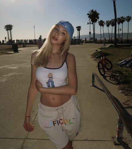 毛深い妊婦OnlyFans セクシーxxx 写真