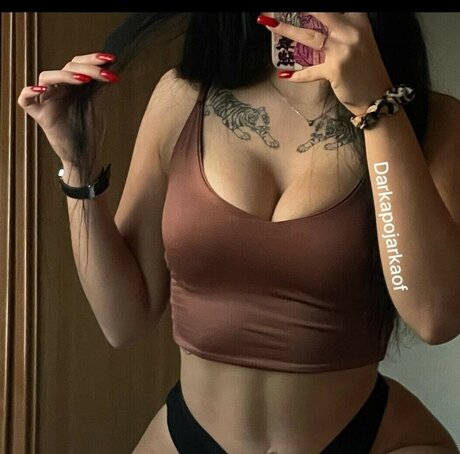 darkapojarkaof エロティックなスター ギャラリー