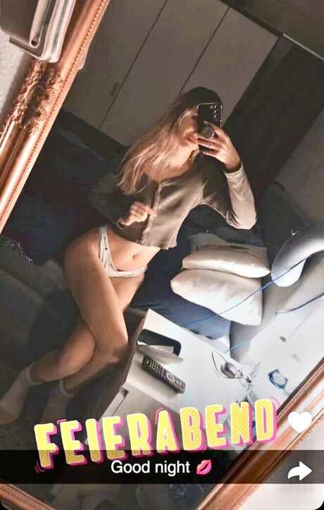 its sunny93 エロティック女優 写真