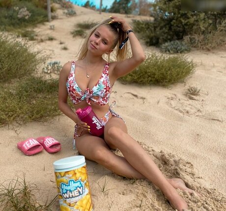 Kati Ktr ポルノスター 画像