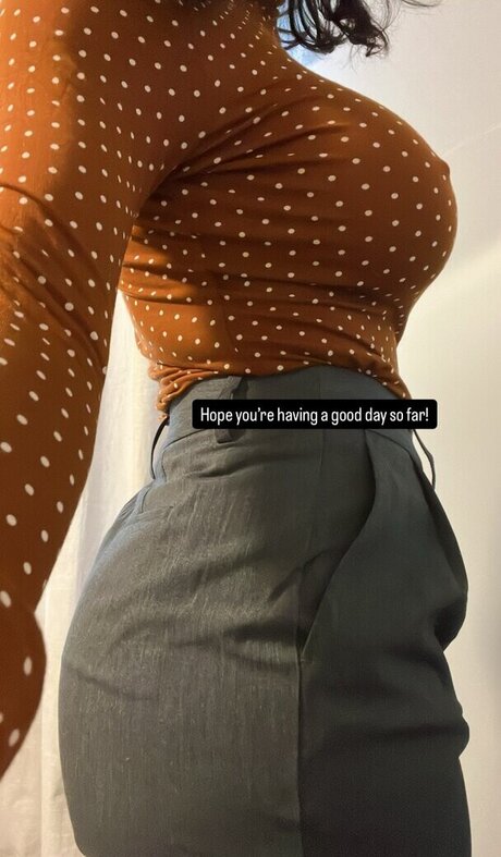 本物のティーンオンリーファン HD 画像