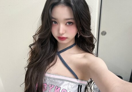 Jang Won young スターセックス 写真