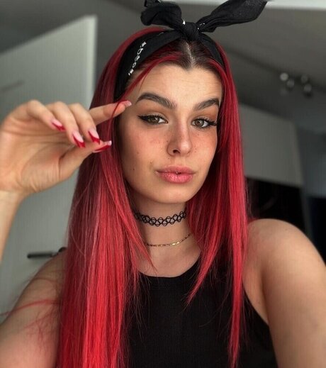 ランジェリーOnlyFans 無料裸 ギャラリー