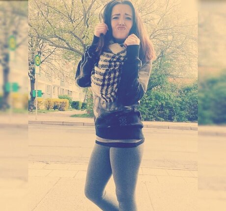 Laura Knoblauch ヌードモデル ギャラリー