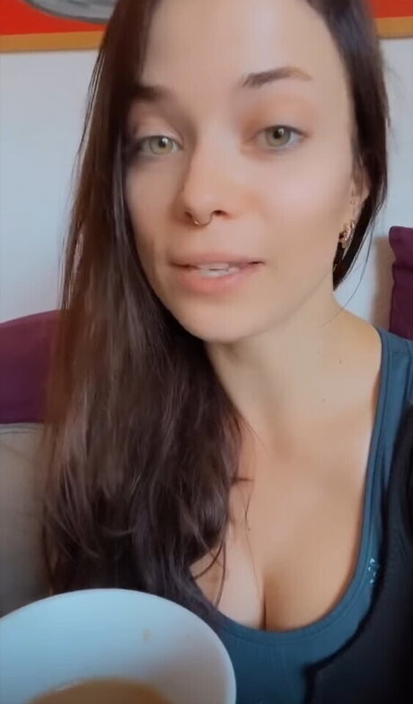 スリムな熟女OnlyFans セクシーxxx 写真