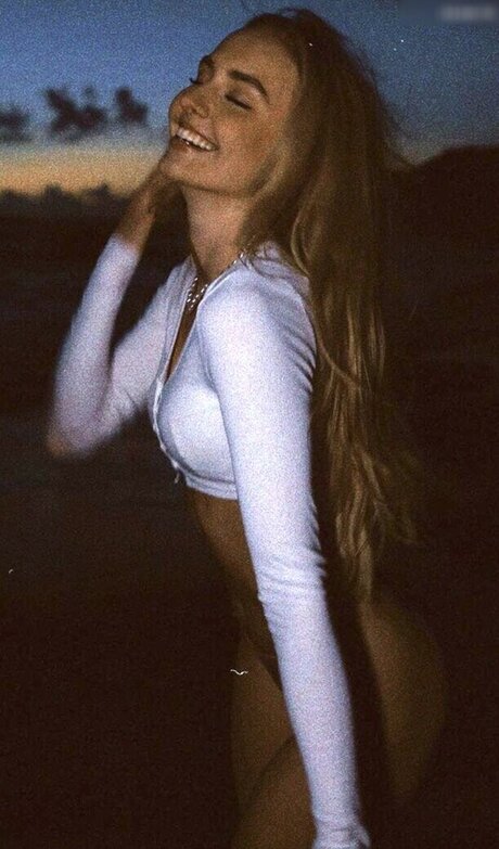 ドイツのアマチュアOnlyFans セクシーxxx 写真