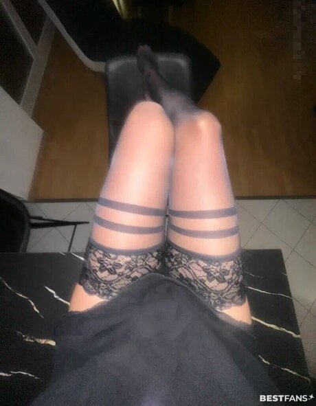 曲線美のティーンズOnlyFans ポルノグラフィック ギャラリー