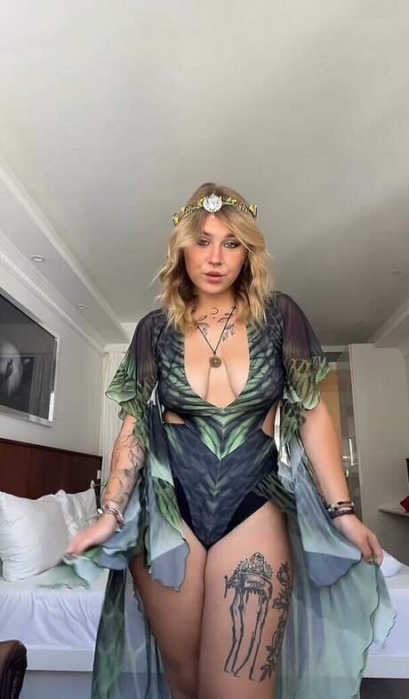 Viky kid 素敵なモデル ギャラリー