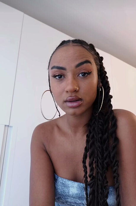 BBCエボニーOnlyFans 美しい 写真