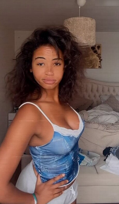 クソなOnlyFans ポルノ 写真