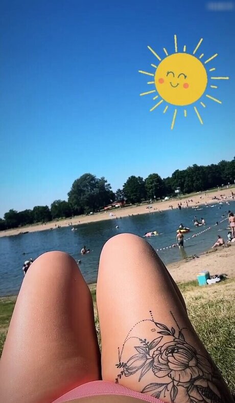 lenakpl23 トップモデル 写真