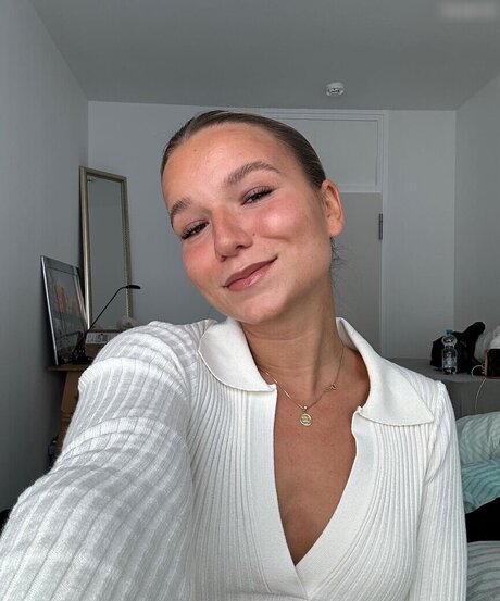 ホットな裸のOnlyFans 無料ヌード 写真