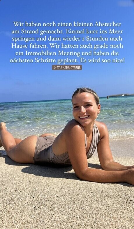 ブロンドヨガOnlyFans アートポルノ アーカイブ