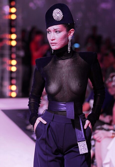 刑務所のOnlyFans アートポルノ 写真