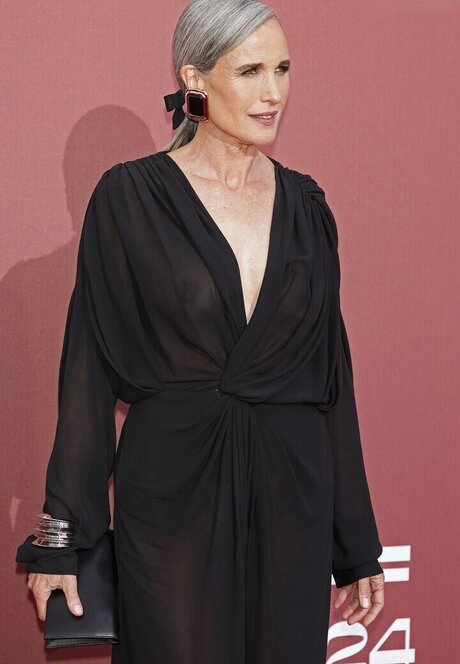 イタリア人熟女OnlyFans 限定 写真