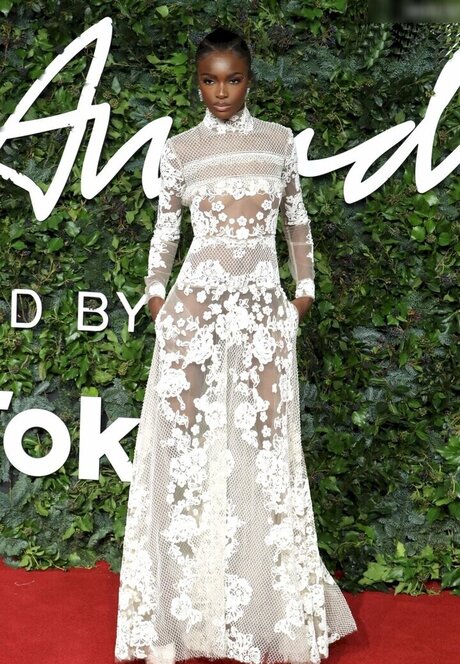 ビキニセックスOnlyFans アートポルノ 写真