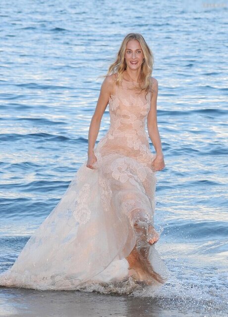 潮吹きマンコOnlyFans ヌード 画像