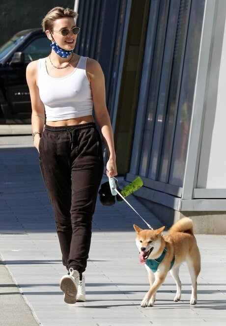 エボニートランスオンリーファンズ ホットヌード 写真