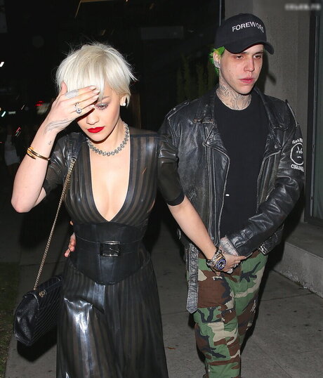 アマチュアぽっちゃりOnlyFans 美しいポルノ 写真