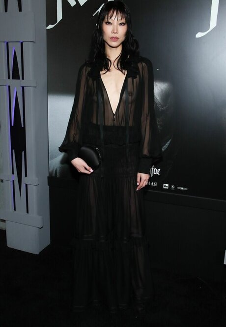 小さなお尻のOnlyFans アートヌード ギャラリー