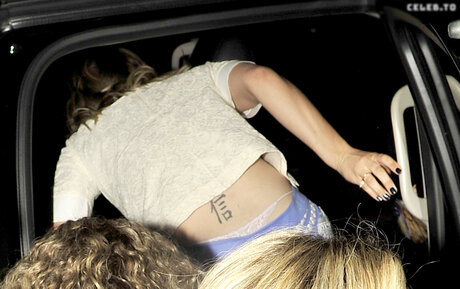 ティーングラスオンリーファン xxx 写真