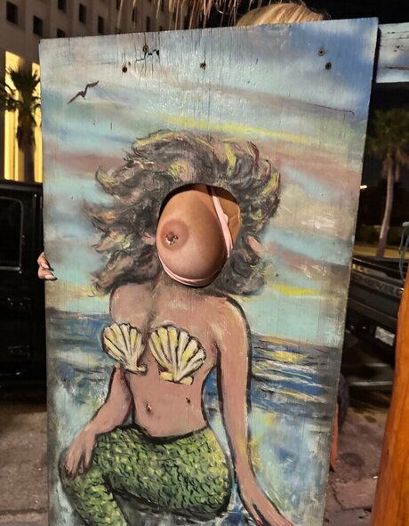 Holly Hotwife ヌードのポルノスター 写真