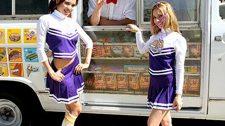 Lindsey Meadow アートモデル 画像