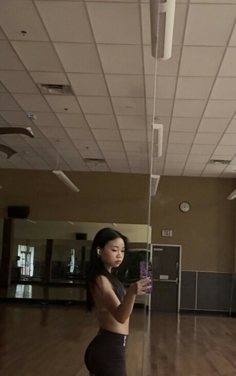 Sa nguyenn ホット女優 画像