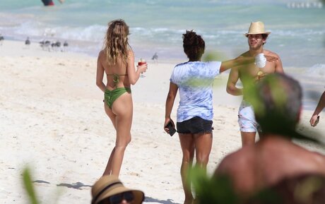 フィットネス熟女OnlyFans ホット 写真