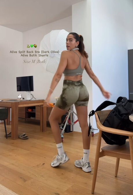 herstoryfeed エロティック女優 写真