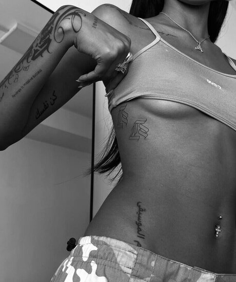 裸の写真 OnlyFans 美しい 写真