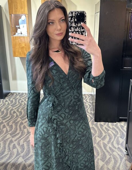 Theoreticalresearch 高品質のポルノスター 写真