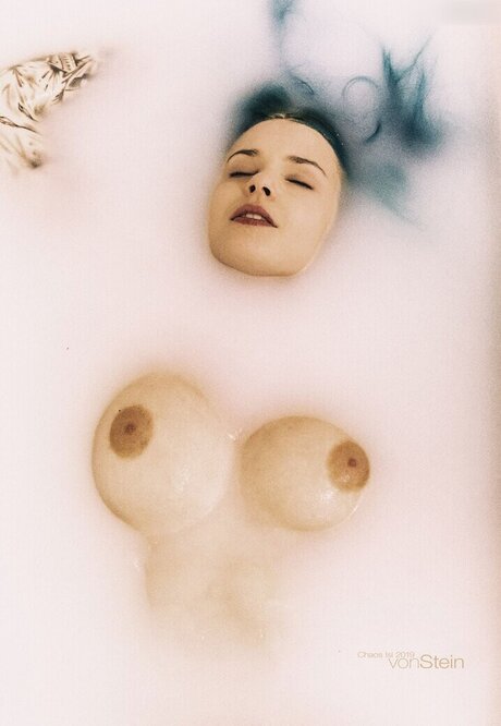 黒檀の小人OnlyFans エロチック アーカイブ