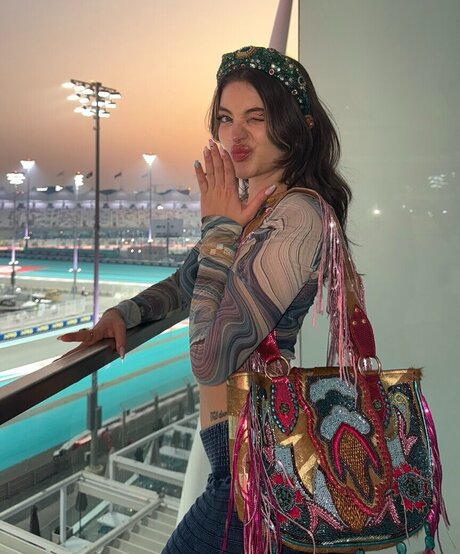 Leyla Afshonkar セクシーなスター 画像