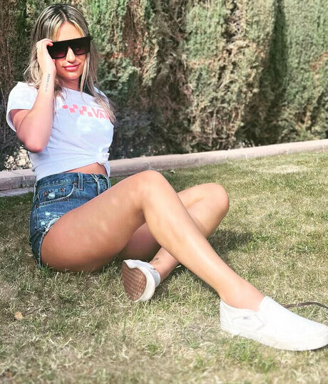 Arleigh Burke アダルトスター 写真