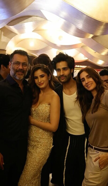 Rasha Thadani 素敵なスター 写真