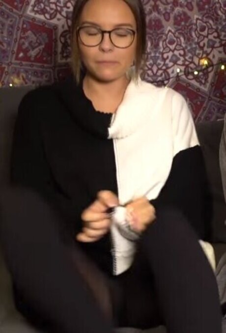 ティーンプッシーOnlyFans セクシー裸 ギャラリー