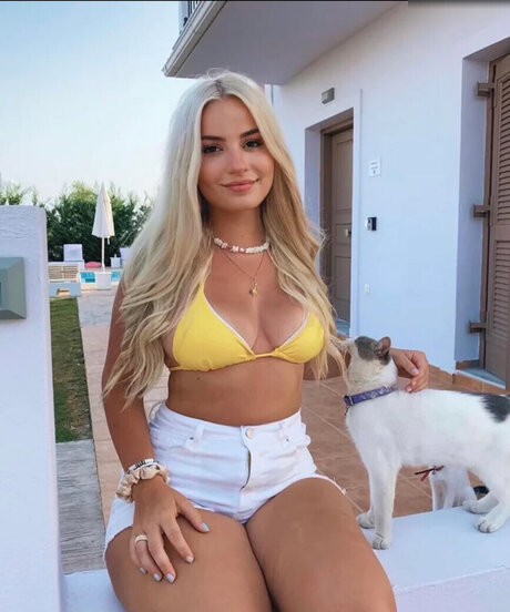 美しいロシアのOnlyFans セックス 画像