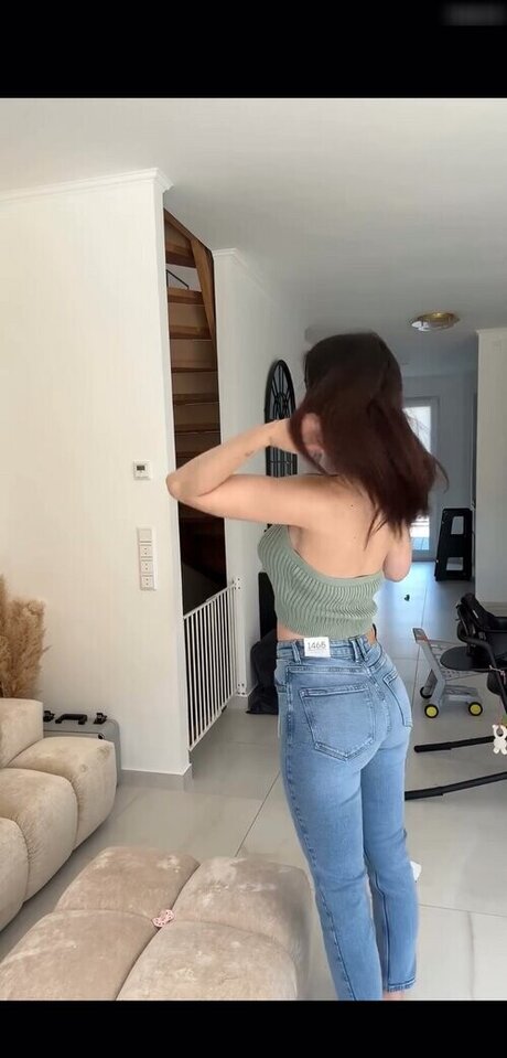 美しい足 OnlyFans 美しいxxx ギャラリー