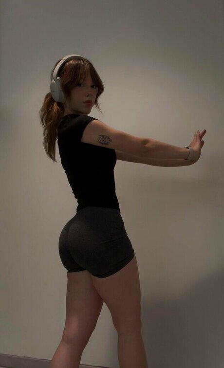 finseaa ポルノスター ギャラリー