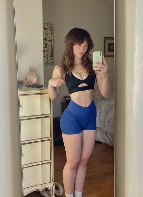 finseaa アートポルノスター ギャラリー