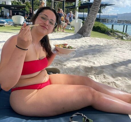 Anakakfit ヌード女優 ギャラリー