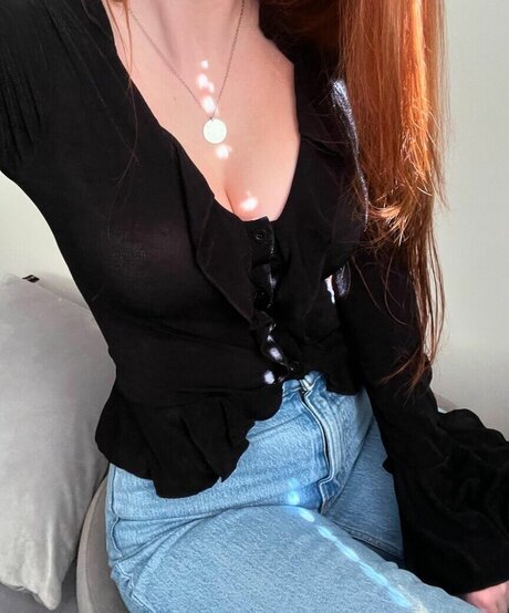 Fiona Cauley セクシーなスター 写真