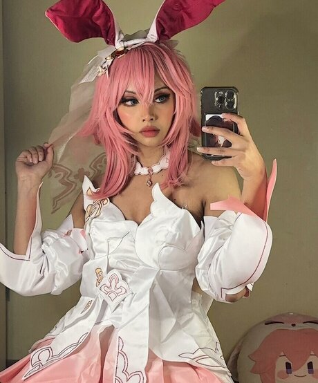 Brokuroos 裸の女優 画像