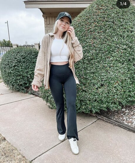 Kaylee Dudley 可愛い女優 ギャラリー